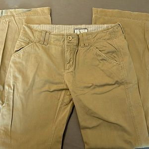 Abercrombie Khaki Pants - long (great condition